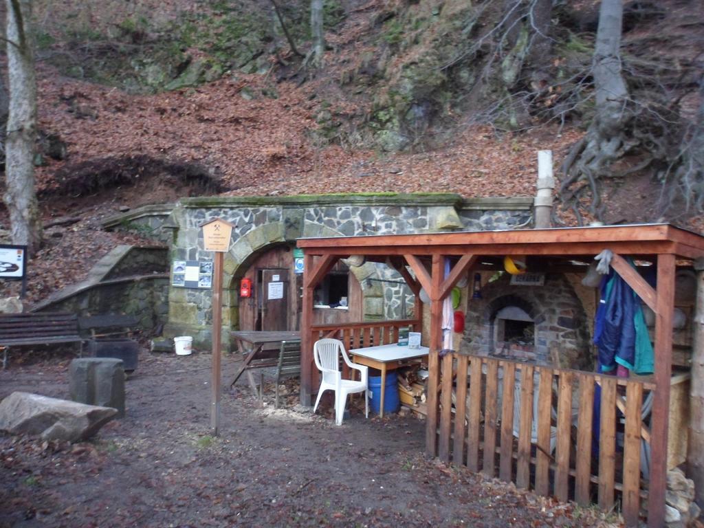 Pension Mikulka Mikulov v Krusnych Horach Exteriér fotografie